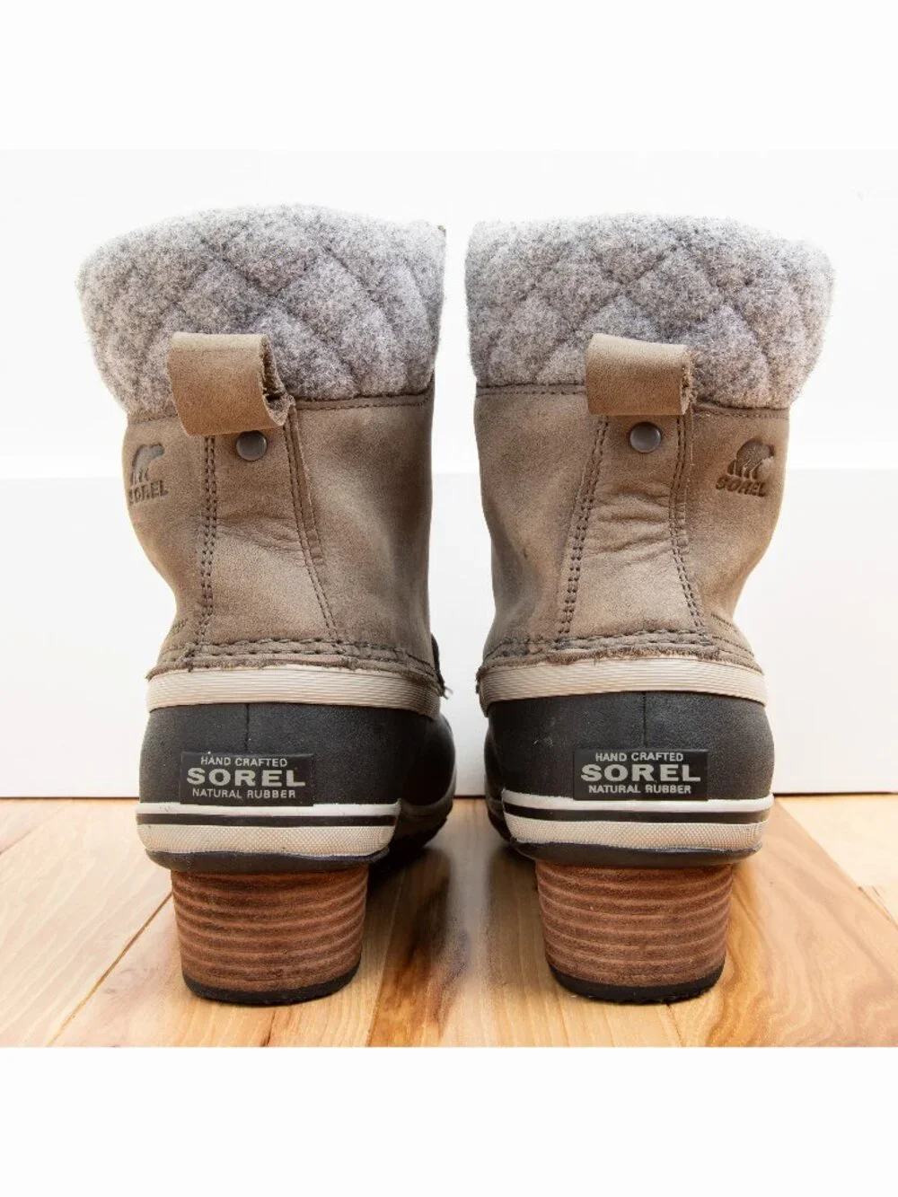 LIKE NEW Sorel Women's Slimpack II Lace Boots